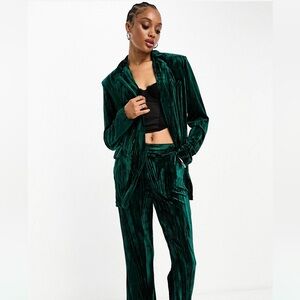 Extro & Vert Tall tailored velvet blazer in emerald green